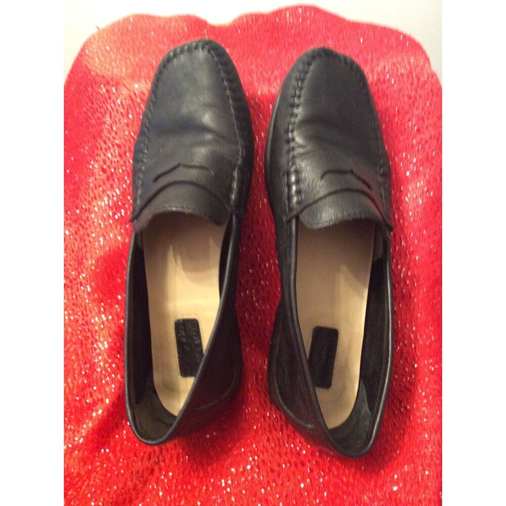 Duck Head Black Leather womens slip on loafers Size 7.5 Brazil
